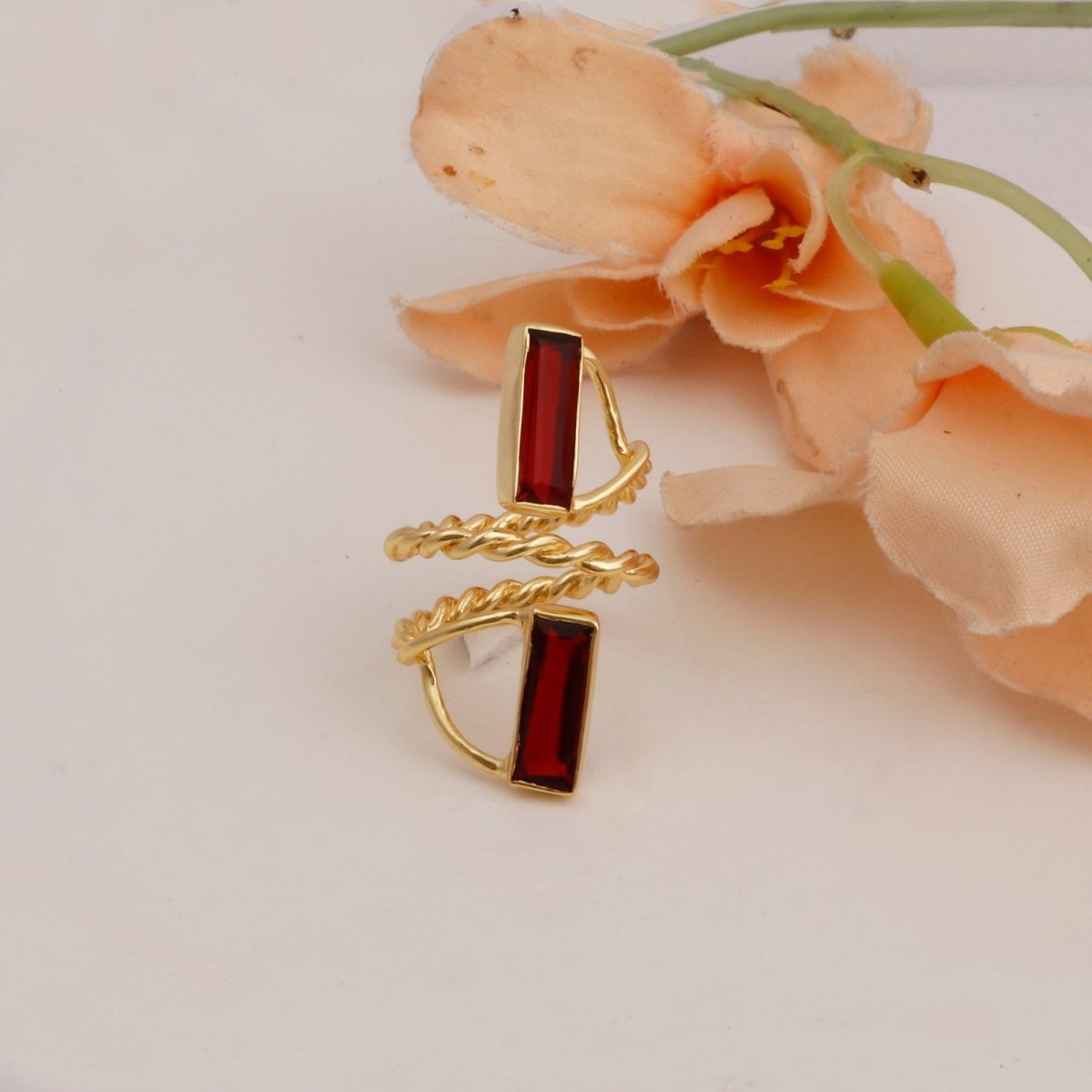 Garnet Quartz Twisted Band Ring Gold Plated Double Stone Rectangle Ring