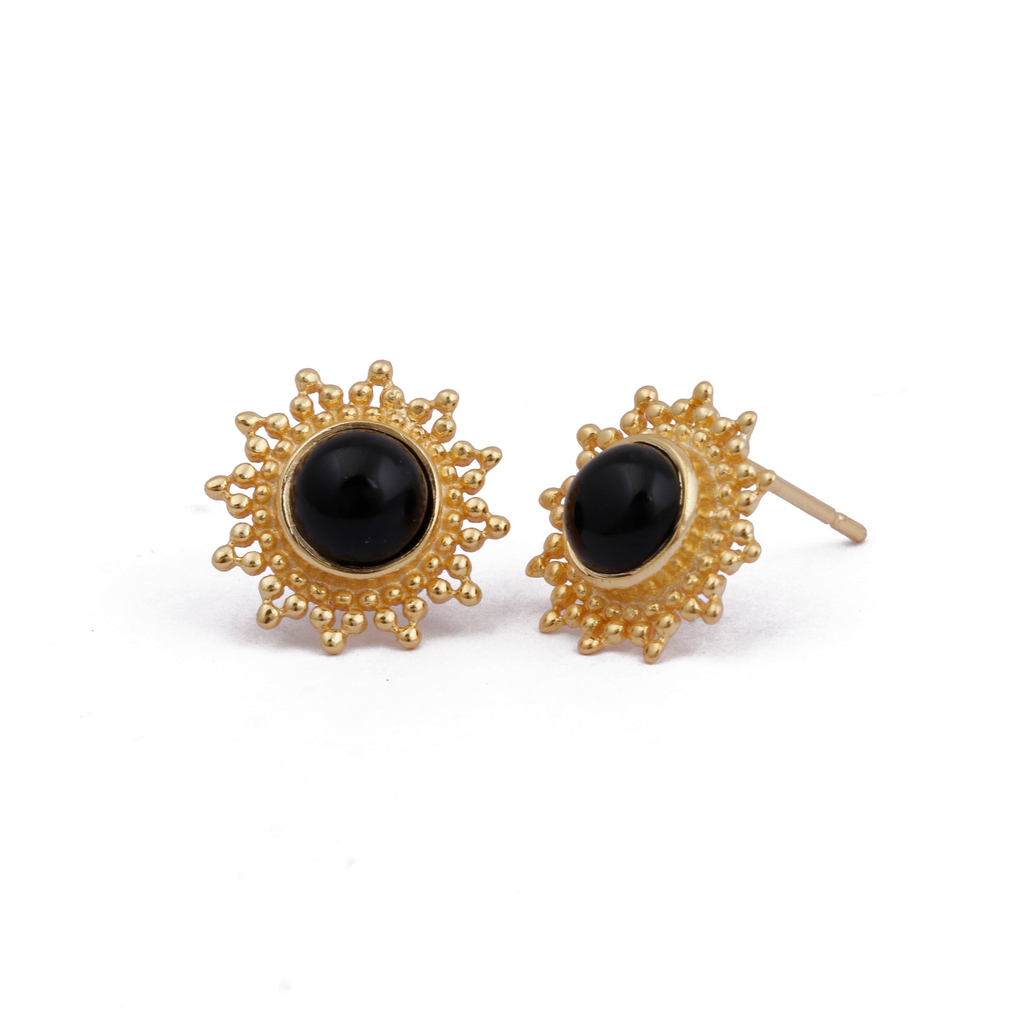 Black Onyx Stud Earrings Flower Design Round Gold Plated Push Back Stud Earring Jewelry Onyx