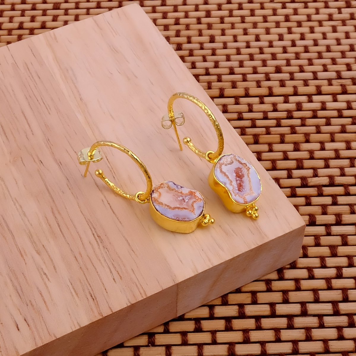 Black Geode Hoop Earring, Hammered Design Gold Plated Jewelry 5065