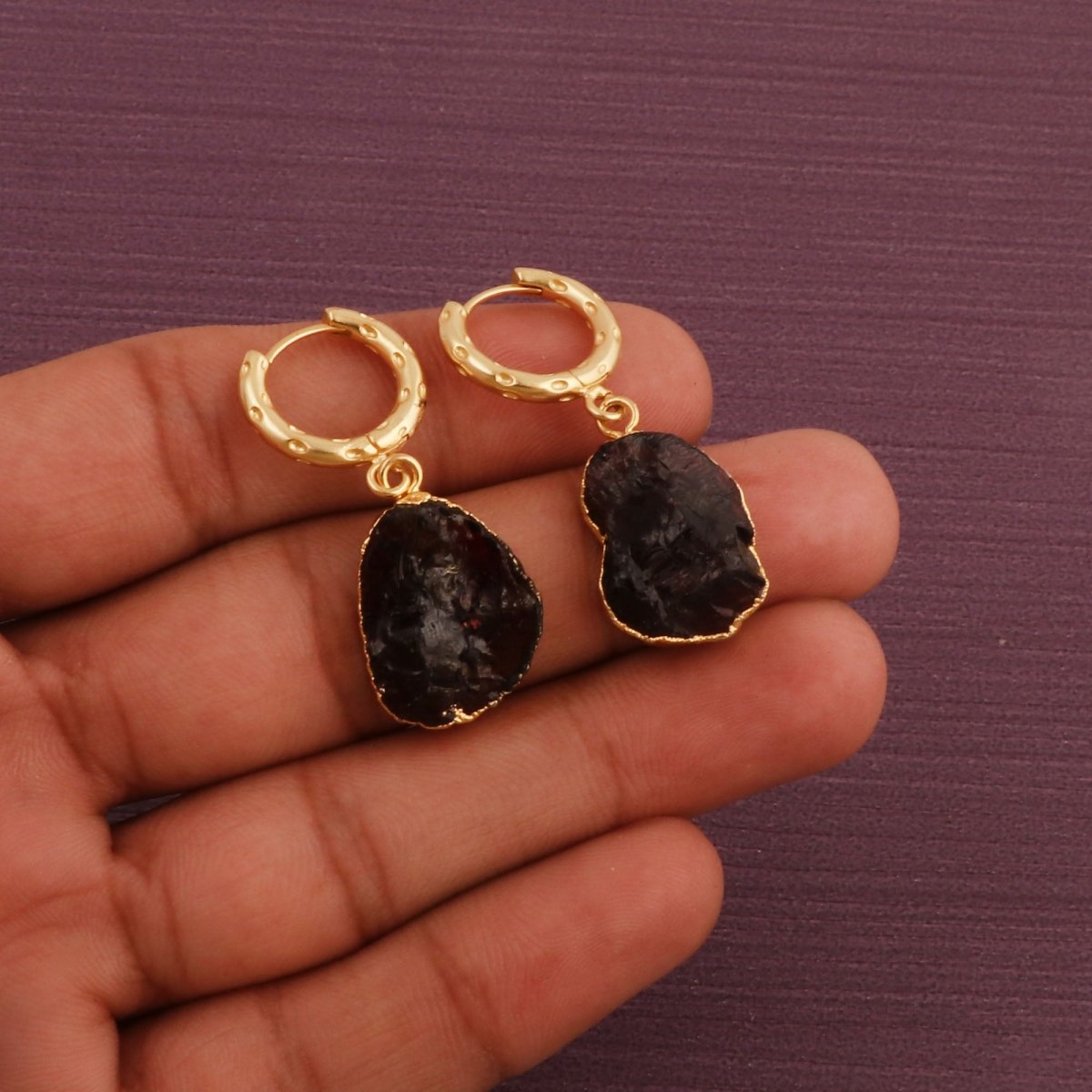 Boho Gold Hoop Earrings, Raw Natural Purple Amethyst Jewelry Minimalist Earrings 5216