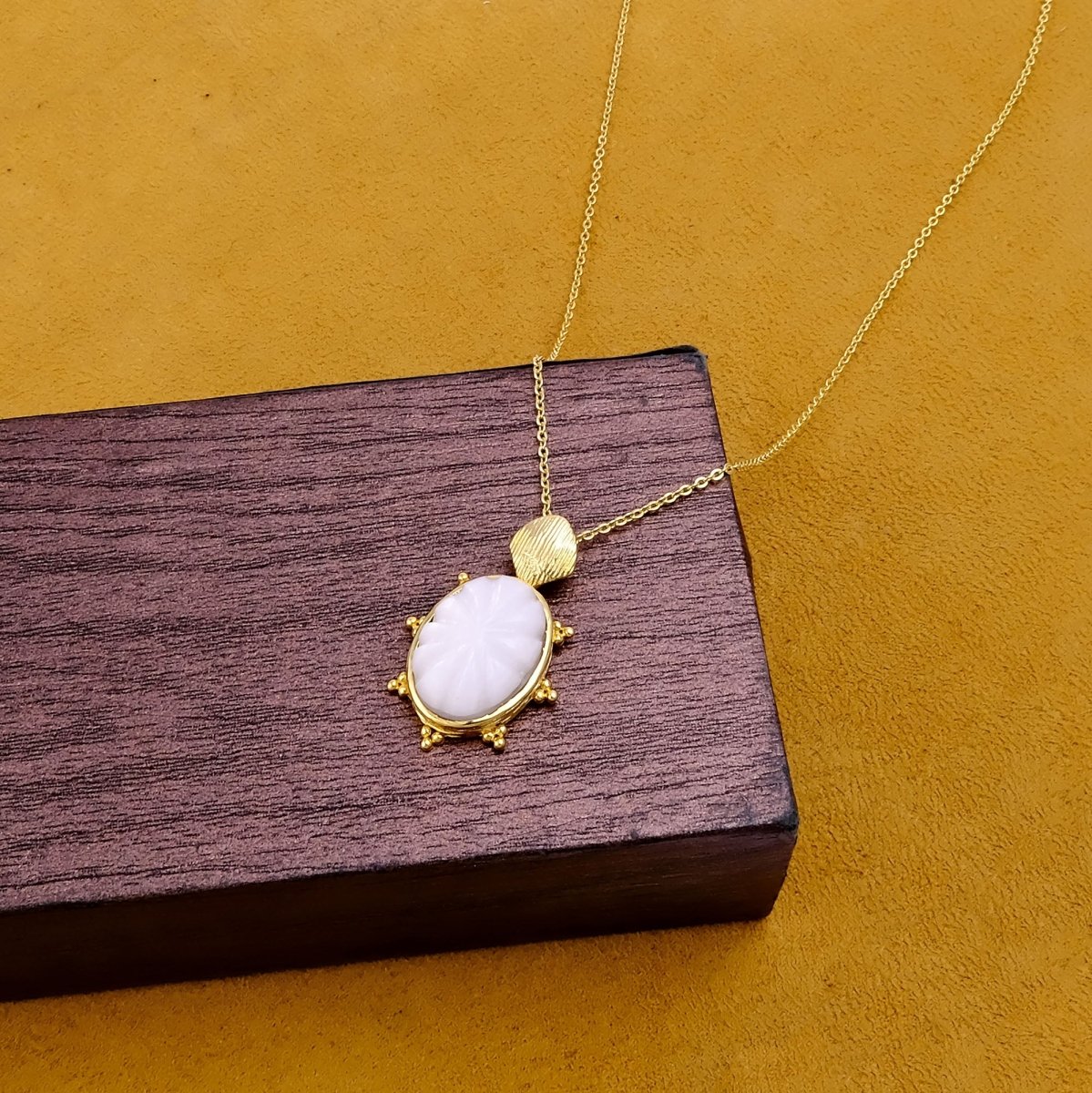 Carved Rose Quartz Tortoise Pendant Necklace, Gold Plated Floral Gemstone Jewelry 5373