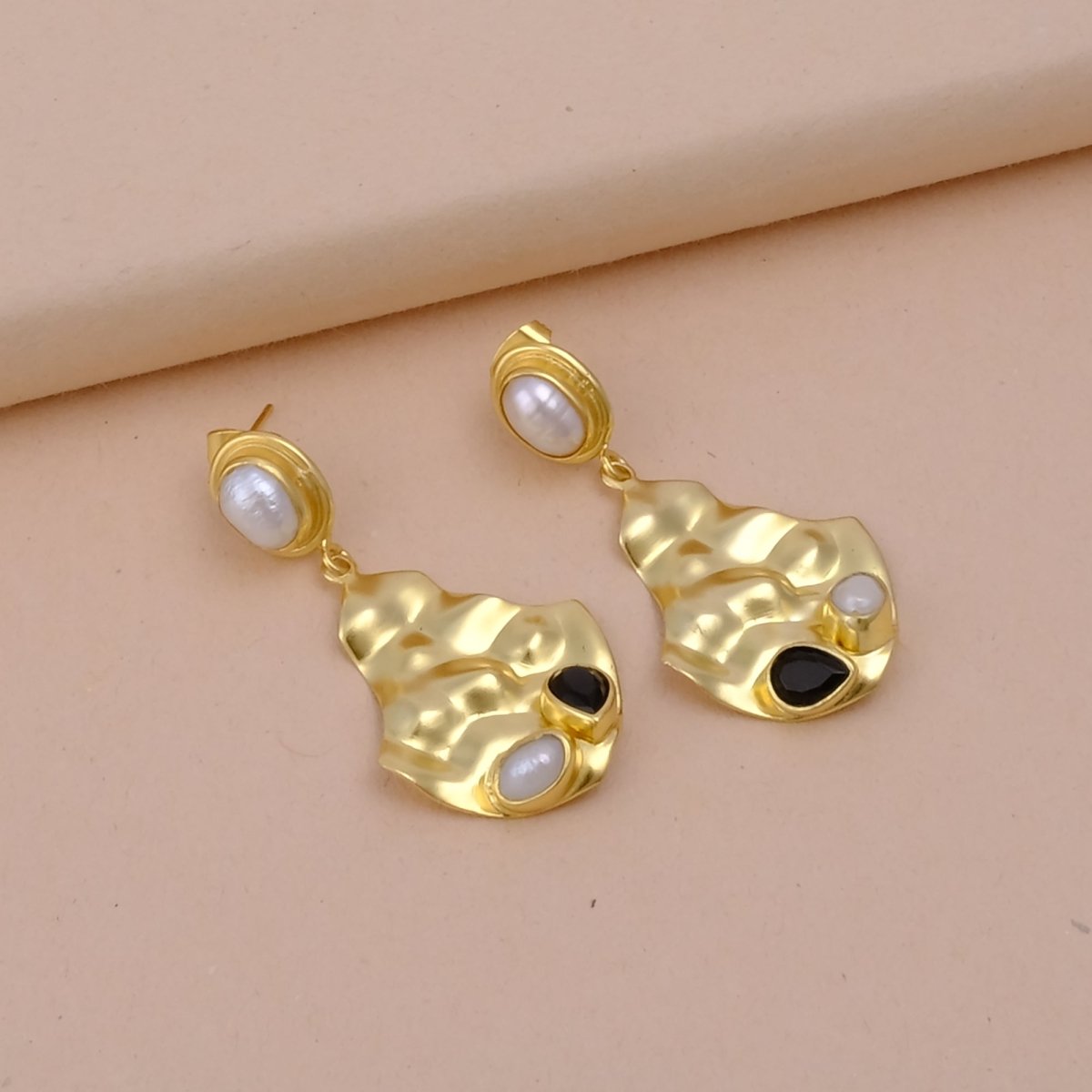 Fresh Water Pearl and Black Onyx Gemstone Dangle Earrings Gold Plated, Hammered Style Push Back Studs. S