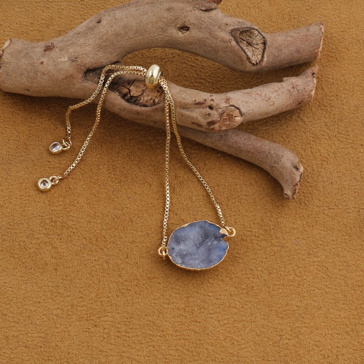 Gold Plated Adjustable Bracelet with Natural Blue Geode Gemstone 5370