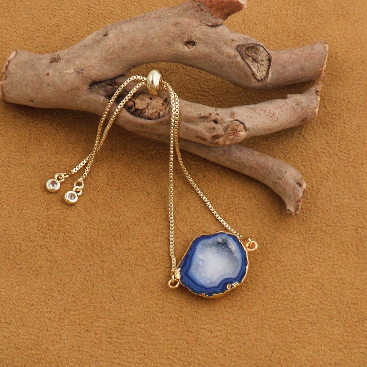 Gold Plated Adjustable Bracelet with Natural Blue Geode Gemstone 5370