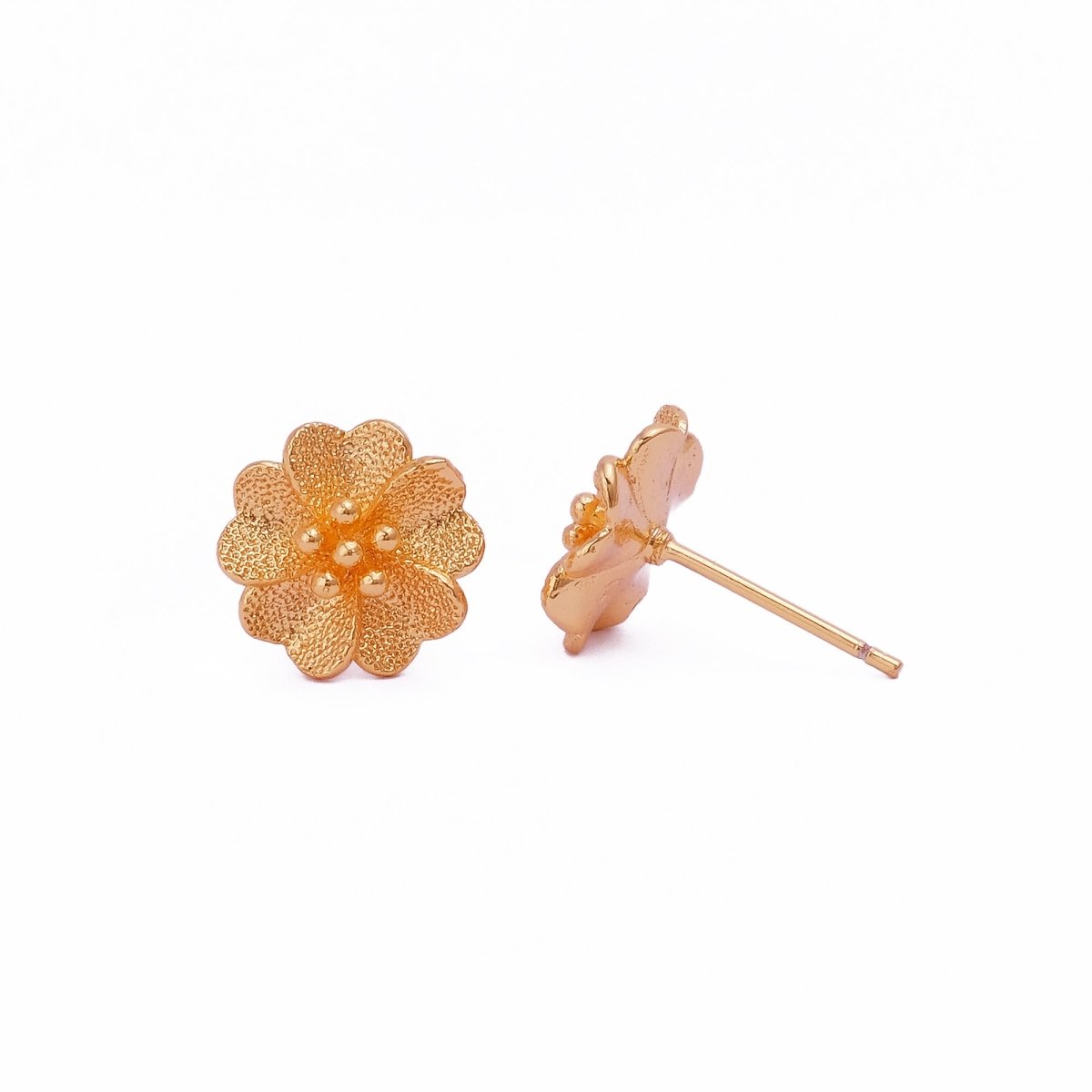Gold Plated Flower Stud Earrings Dainty Floral Jewelry for Everyday Wear