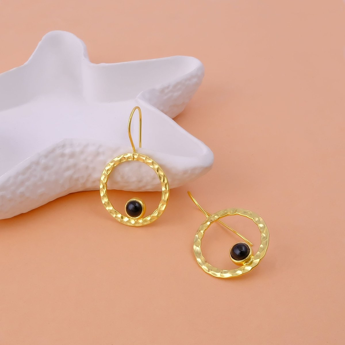 Green Onyx Round Shape Hammered Earrings, 18k Gold Plated Bezel Set Jewelry 5398