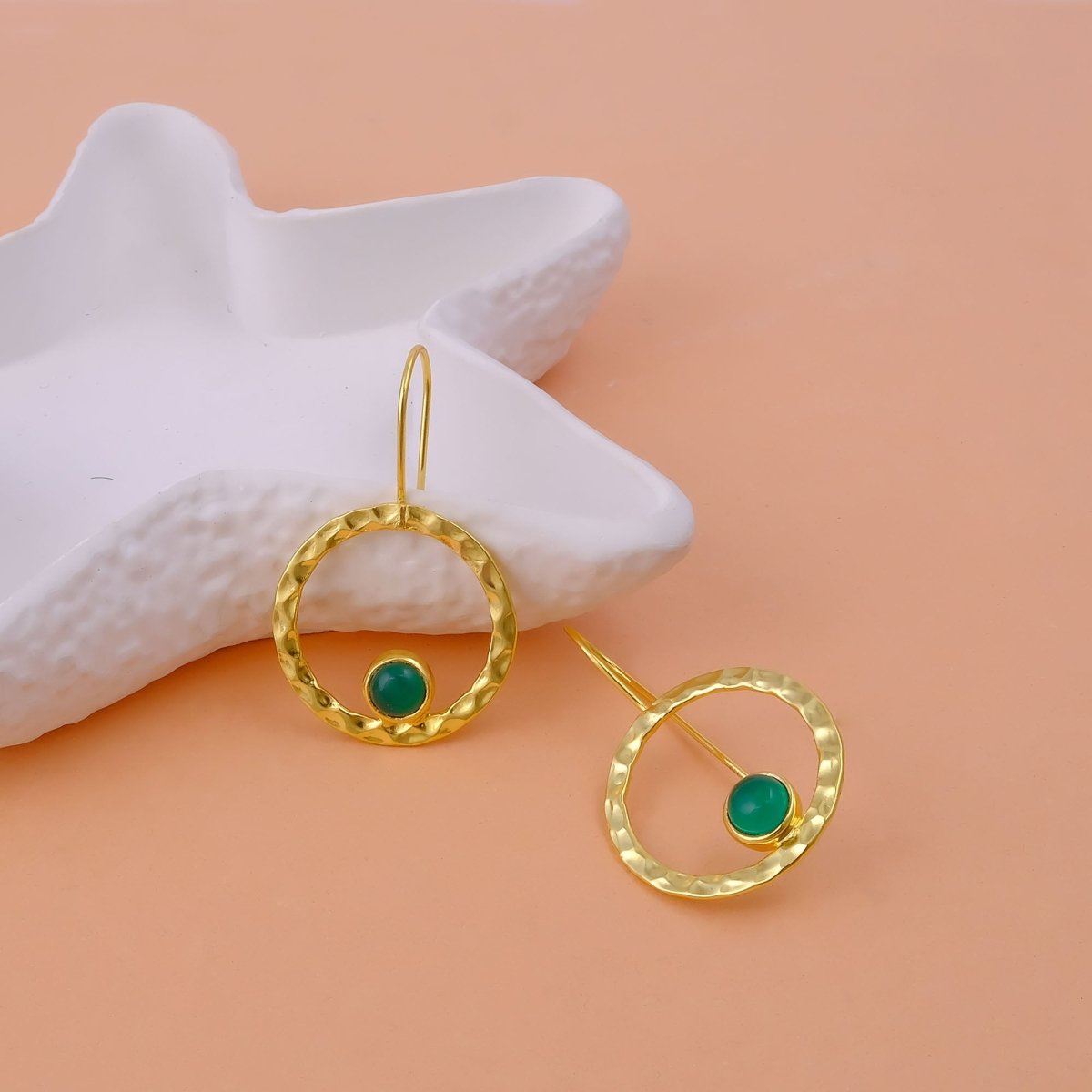 Green Onyx Round Shape Hammered Earrings, 18k Gold Plated Bezel Set Jewelry 5398