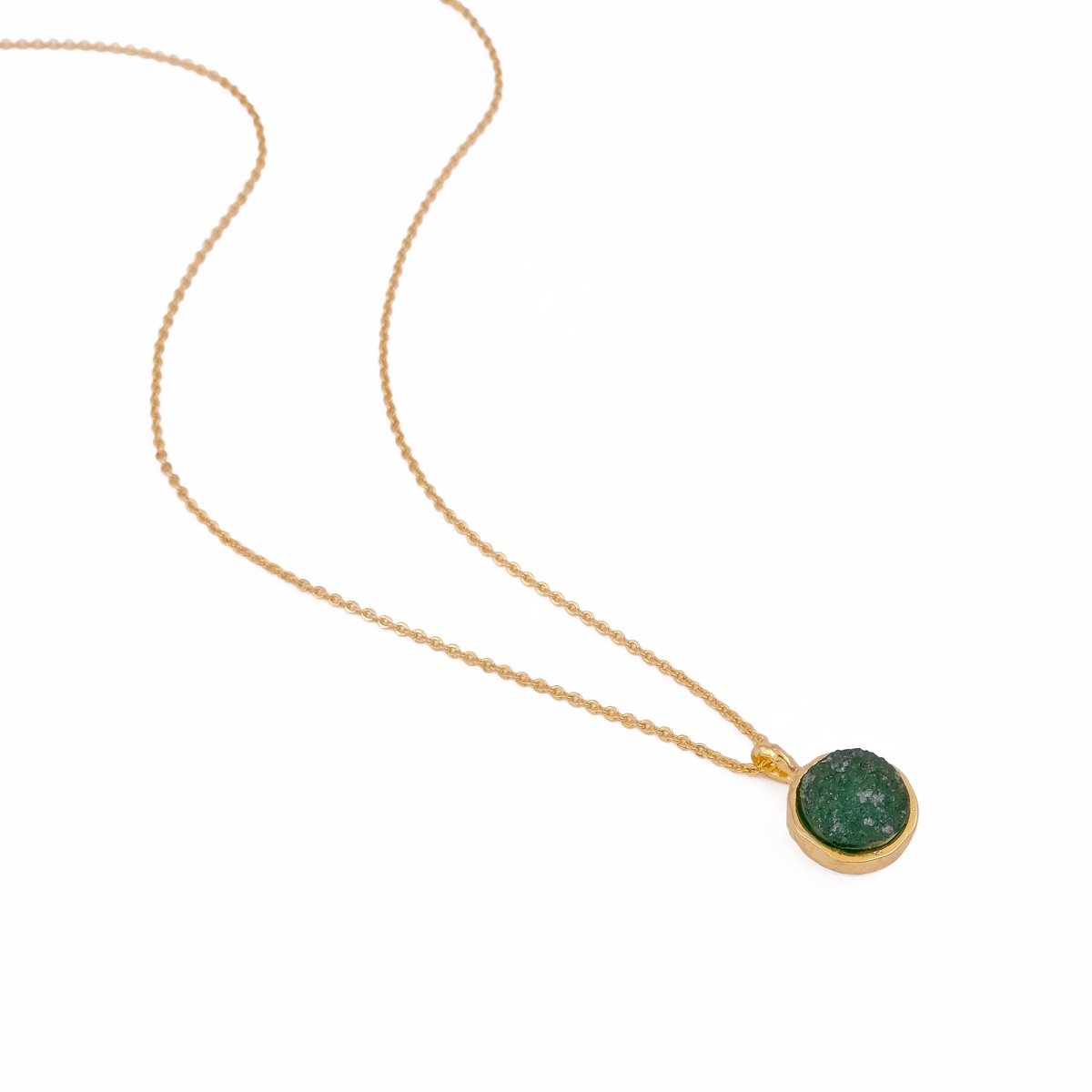 Green Strawberry Quartz Raw Gemstone, Round Shape Pendant Necklaces CN - 1003
