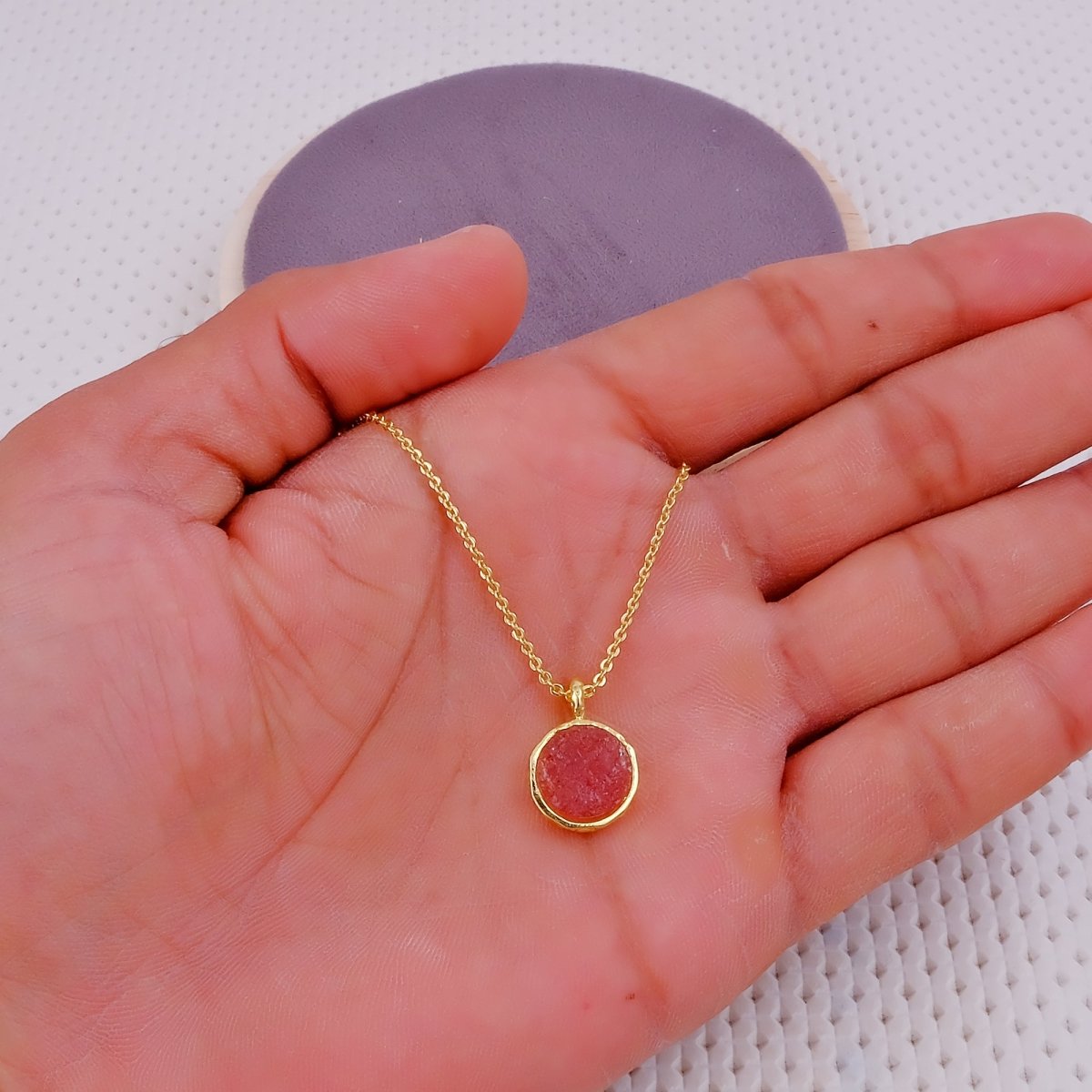 Green Strawberry Quartz Raw Gemstone, Round Shape Pendant Necklaces CN - 1003