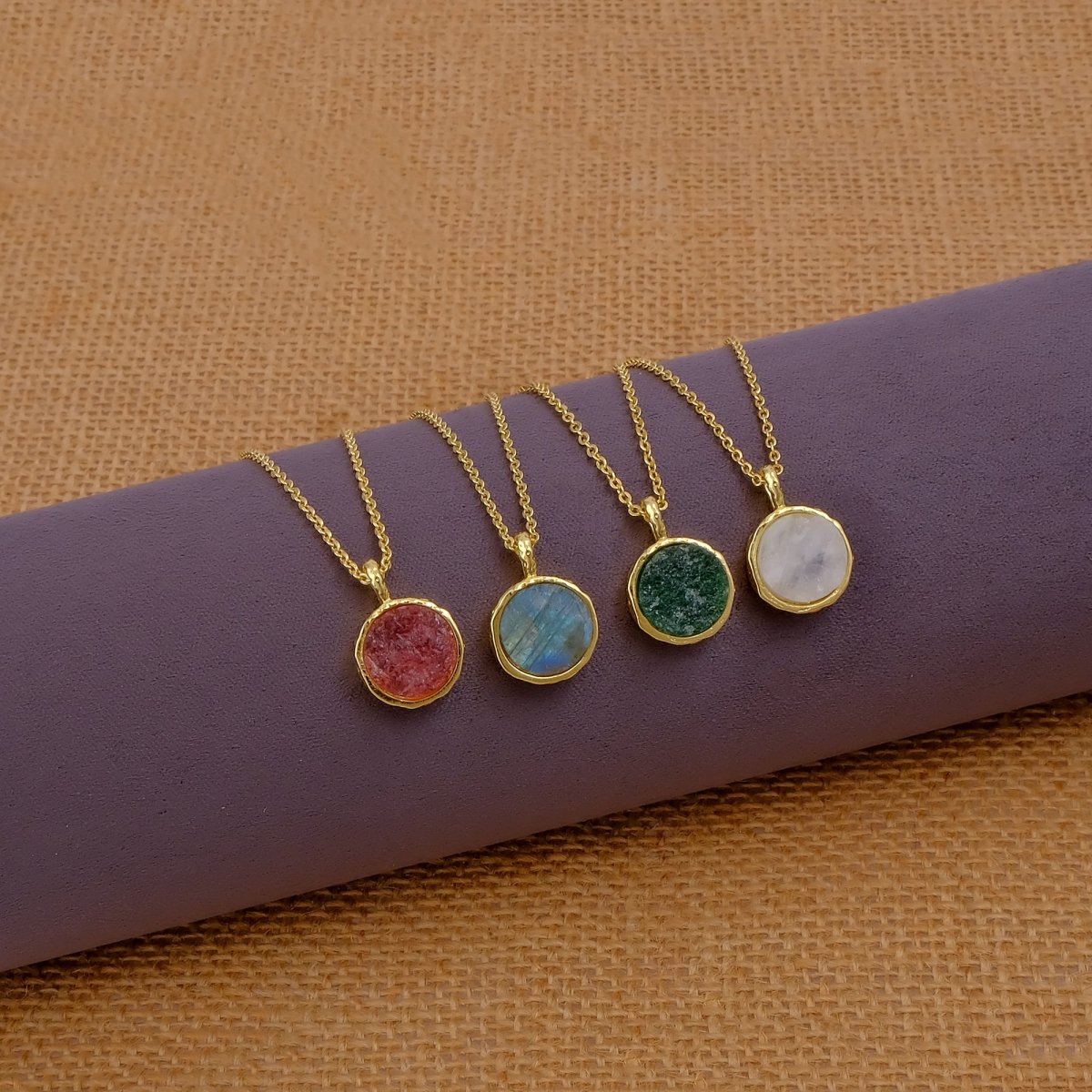 Green Strawberry Quartz Raw Gemstone, Round Shape Pendant Necklaces CN - 1003