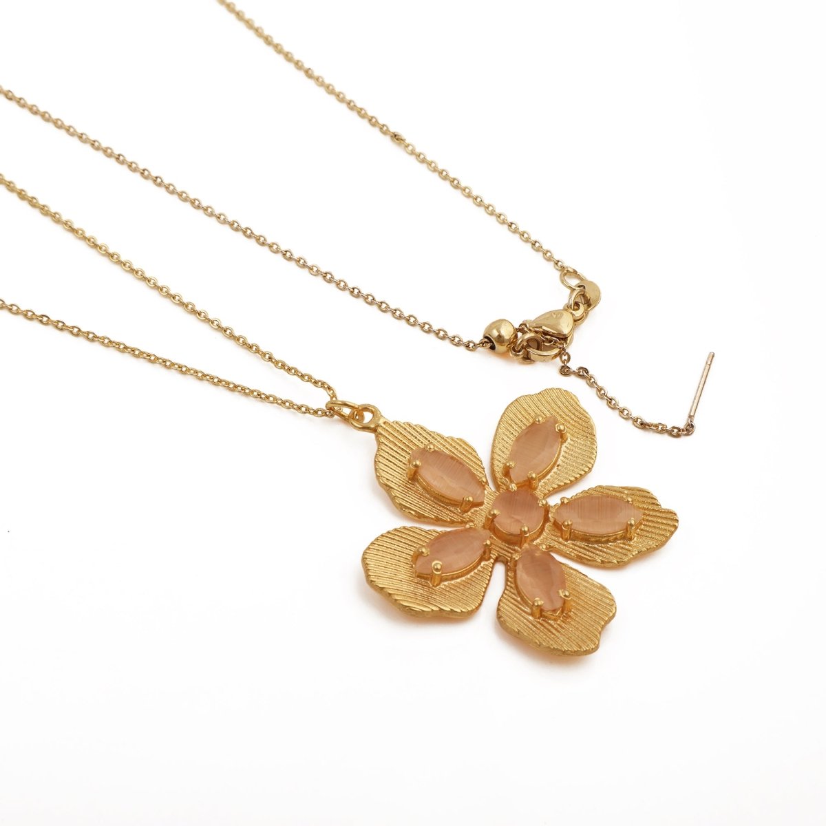 Handcrafted Beige Cat's Eye Flower Pendant Necklace with Textured Gold Leaves 5890