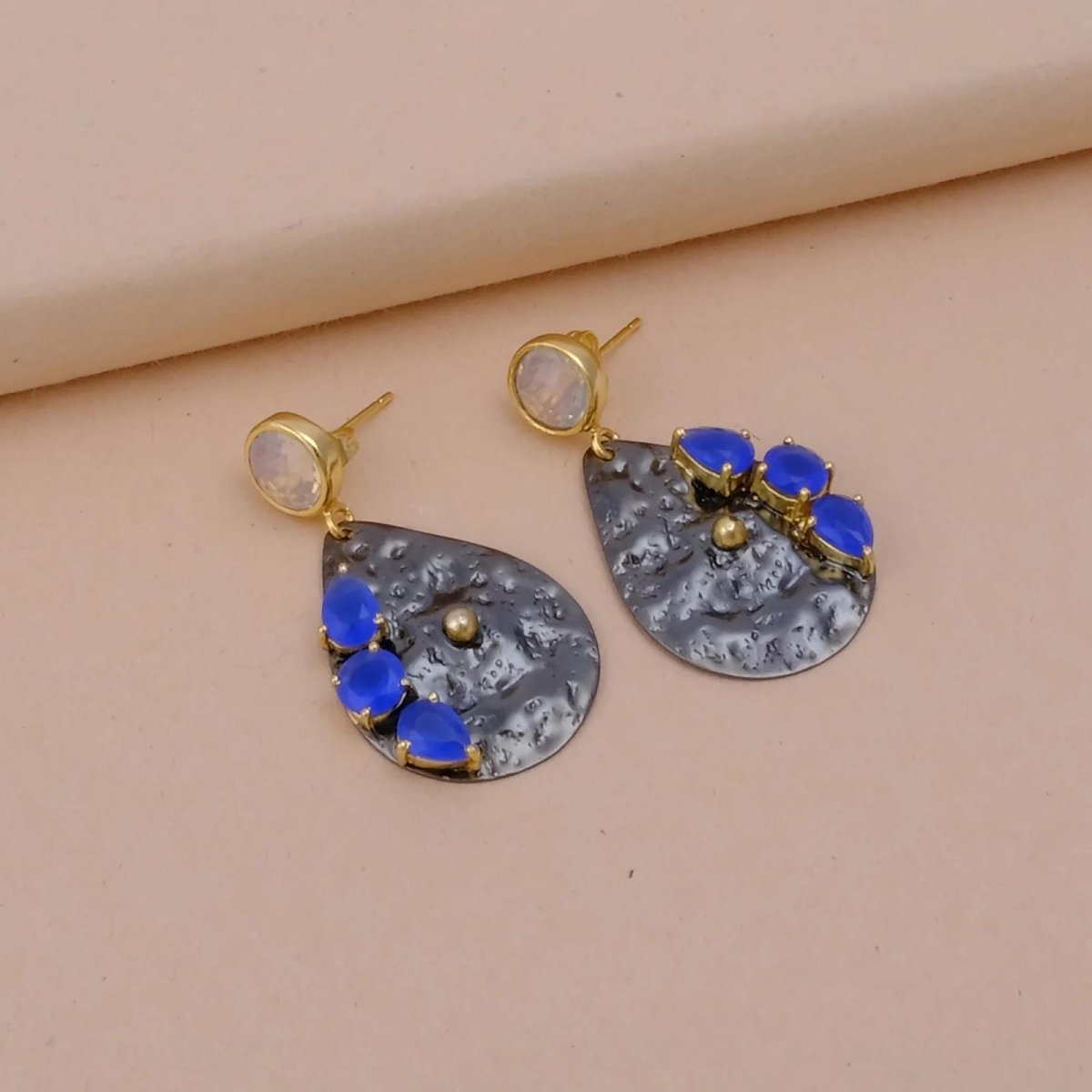 Handmade Teardrop Black Oxidized Earrings with Blue Chalcedony Gemstone Earrings with Prong Setting, Hammered Style Dangle Drop Earrings For Women. S