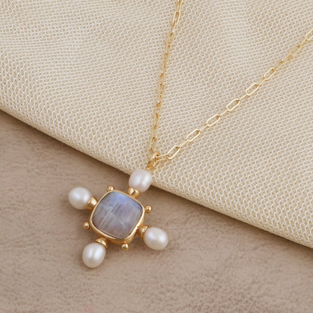 Layering Paperclip Chain Necklace with Rainbow Moonstone & Pearl Pendant 5406