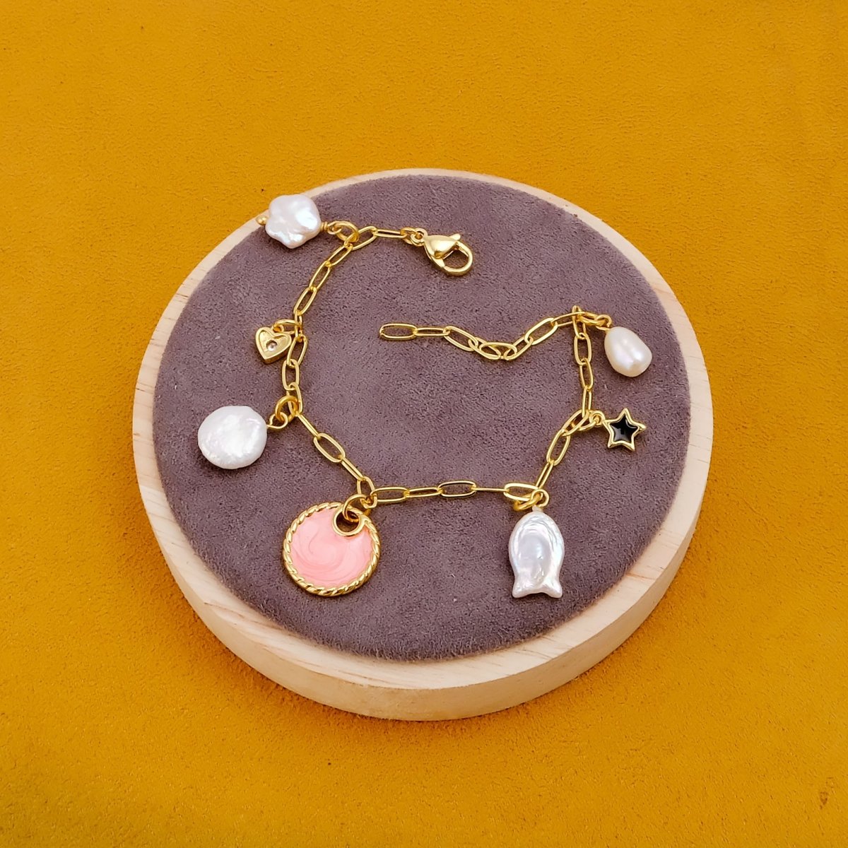 Minimal Gold Charm Bracelet, Aesthetic Jewelry Gift for Her 5382