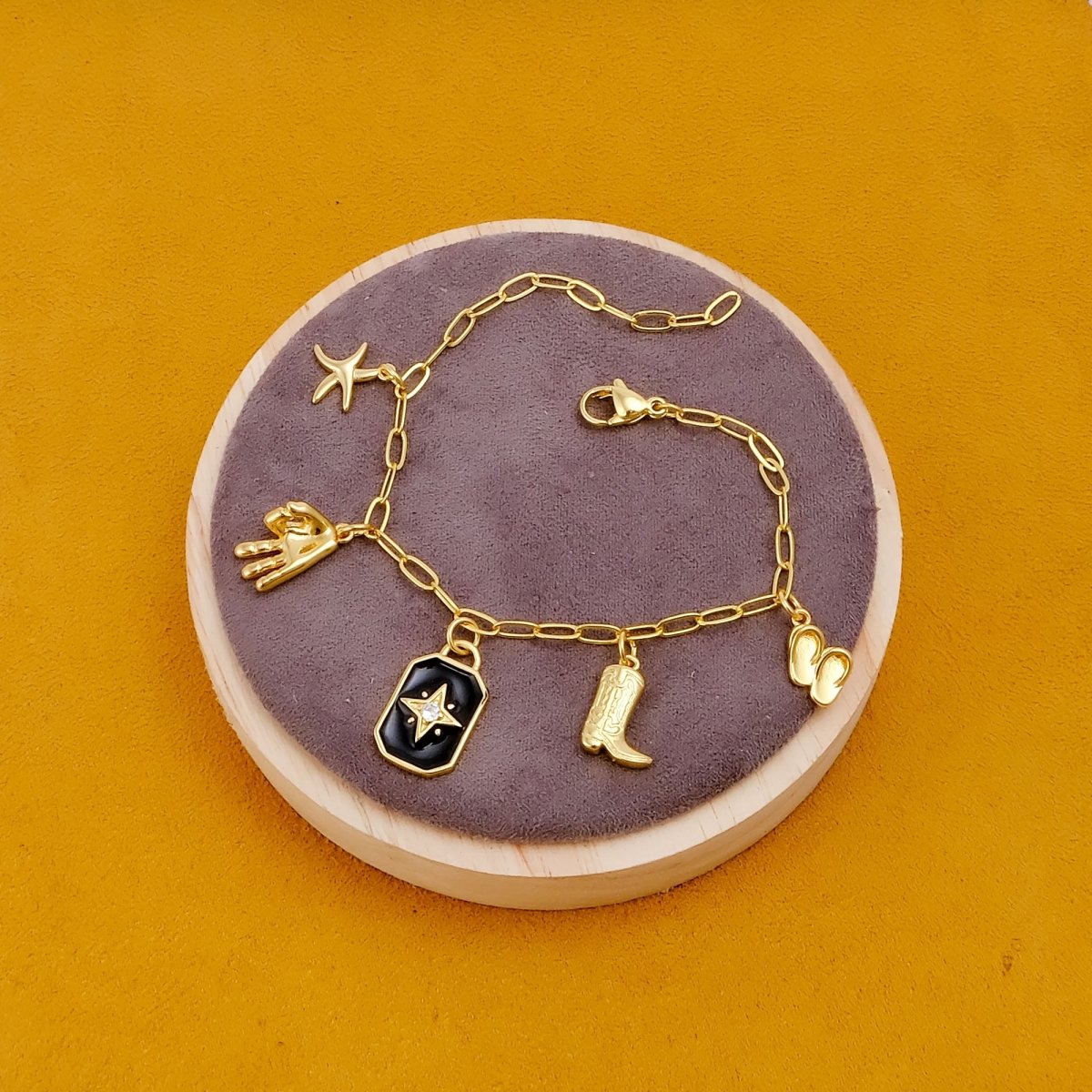 Minimal Gold Charm Bracelet, Aesthetic Jewelry Gift for Her 5382