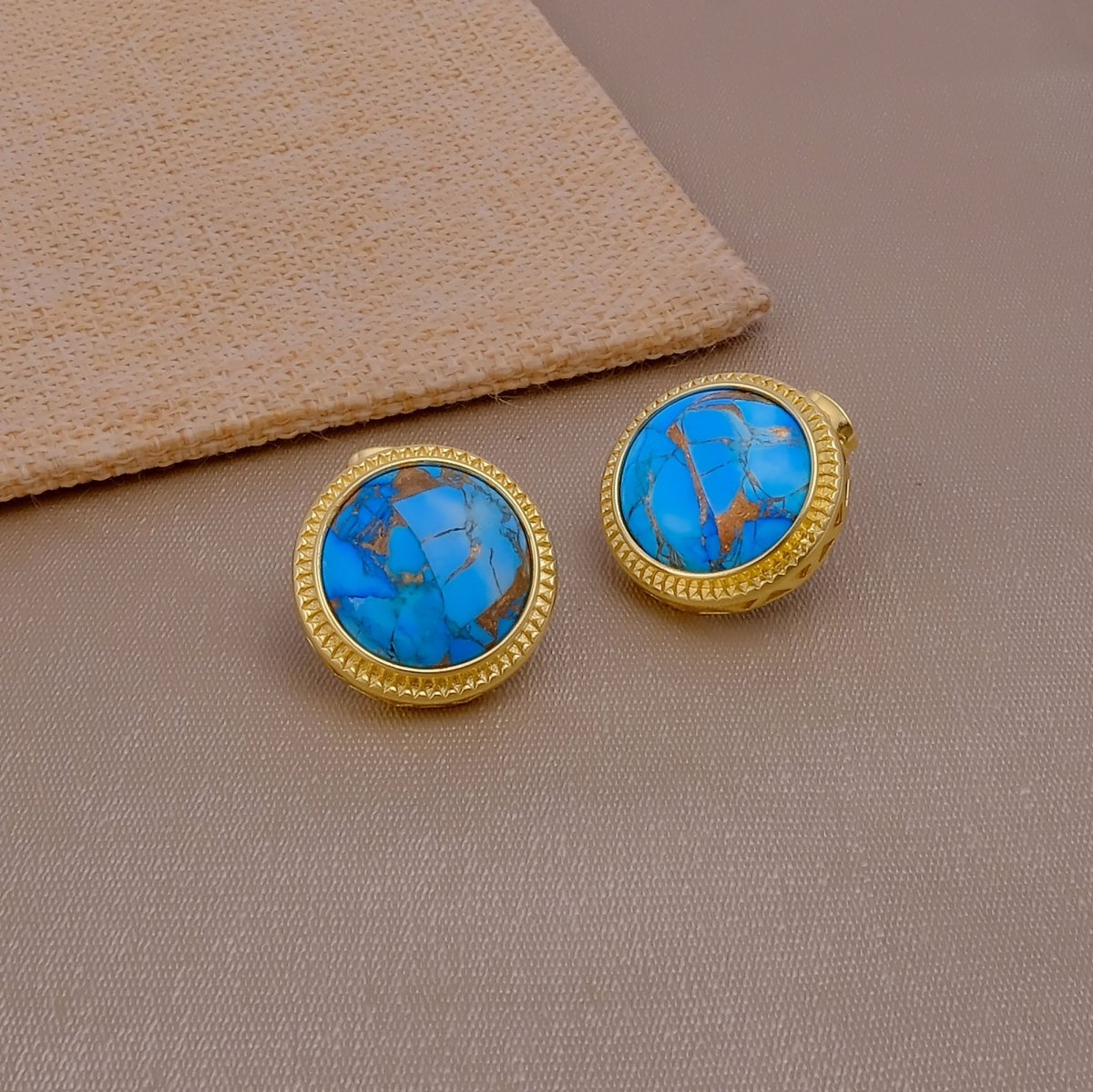 Natural Blue Sapphire Mohave Stud Earrings, Round Gemstone Bezel Set CE-1010