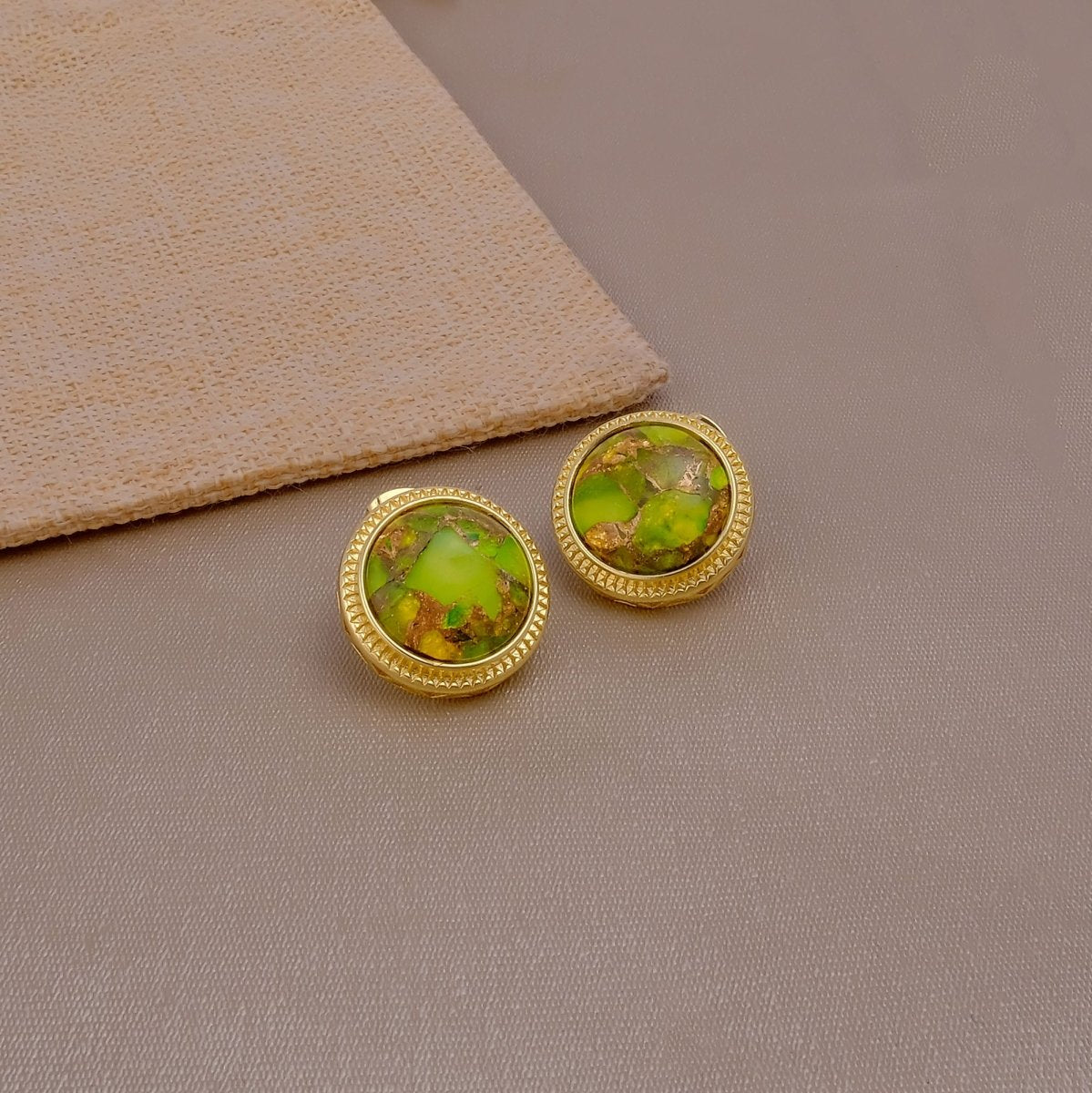 Natural Blue Sapphire Mohave Stud Earrings, Round Gemstone Bezel Set CE-1010