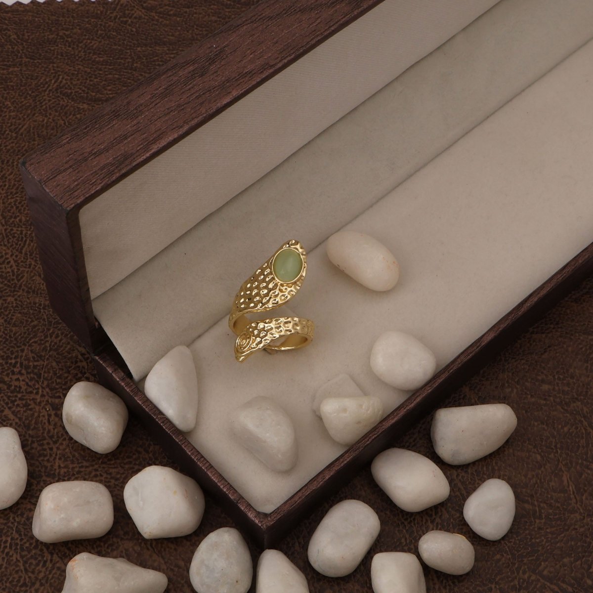 Natural Green Onyx Gemstone Hammered Design Gold Plated Rings CR - 1015