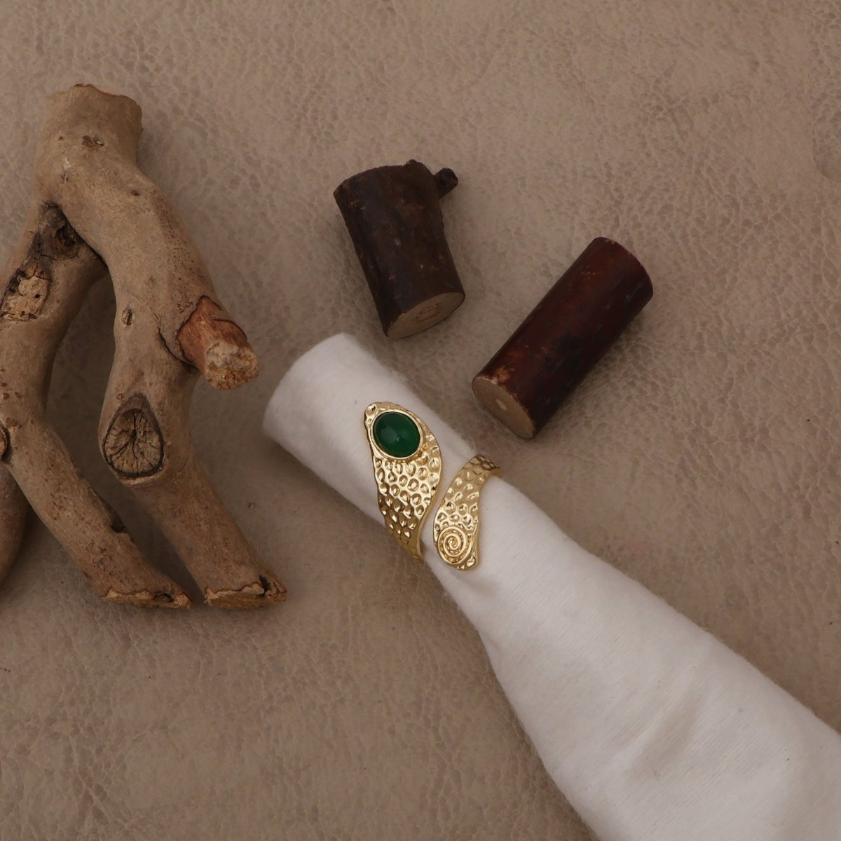 Natural Green Onyx Gemstone Hammered Design Gold Plated Rings CR - 1015