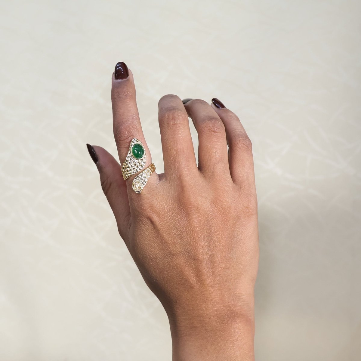 Natural Green Onyx Gemstone Hammered Design Gold Plated Rings CR - 1015