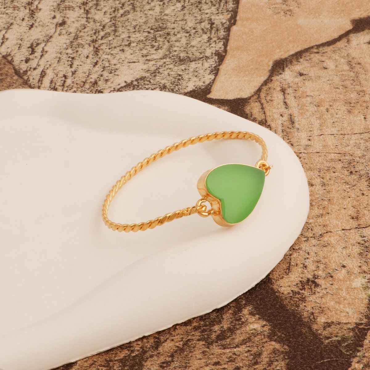 Natural Green Onyx Heart Shape Stone, Twisted Gold - Plated Bangle 5050