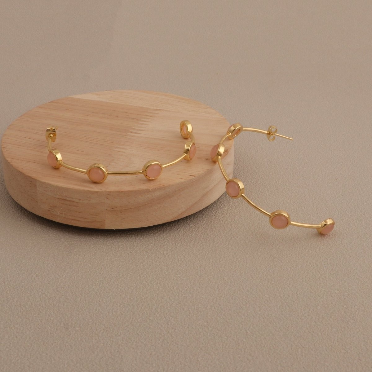 Natural Pearl Hoop Earrings, Gold Plated Minimalist Everyday Jewelry CE-1029