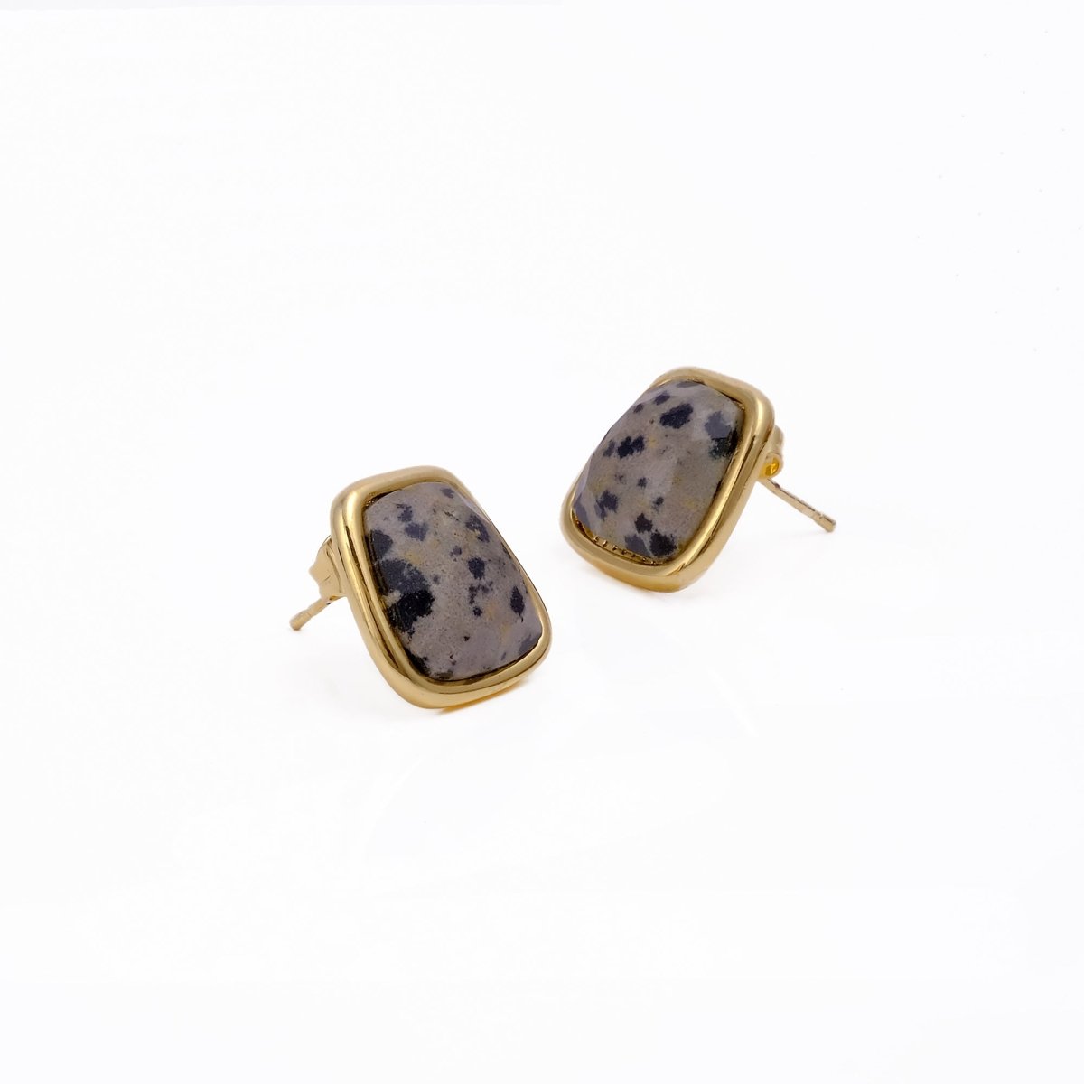 Natural Red Strawberry Quartz Gold Plated Stud Earrings, Minimal Gemstone Jewelry CE-1013