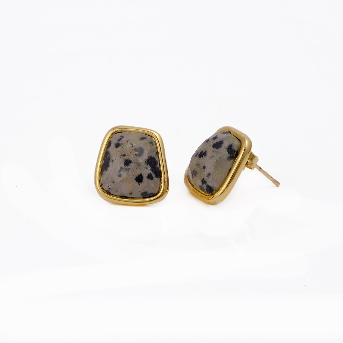 Natural Red Strawberry Quartz Gold Plated Stud Earrings, Minimal Gemstone Jewelry CE-1013