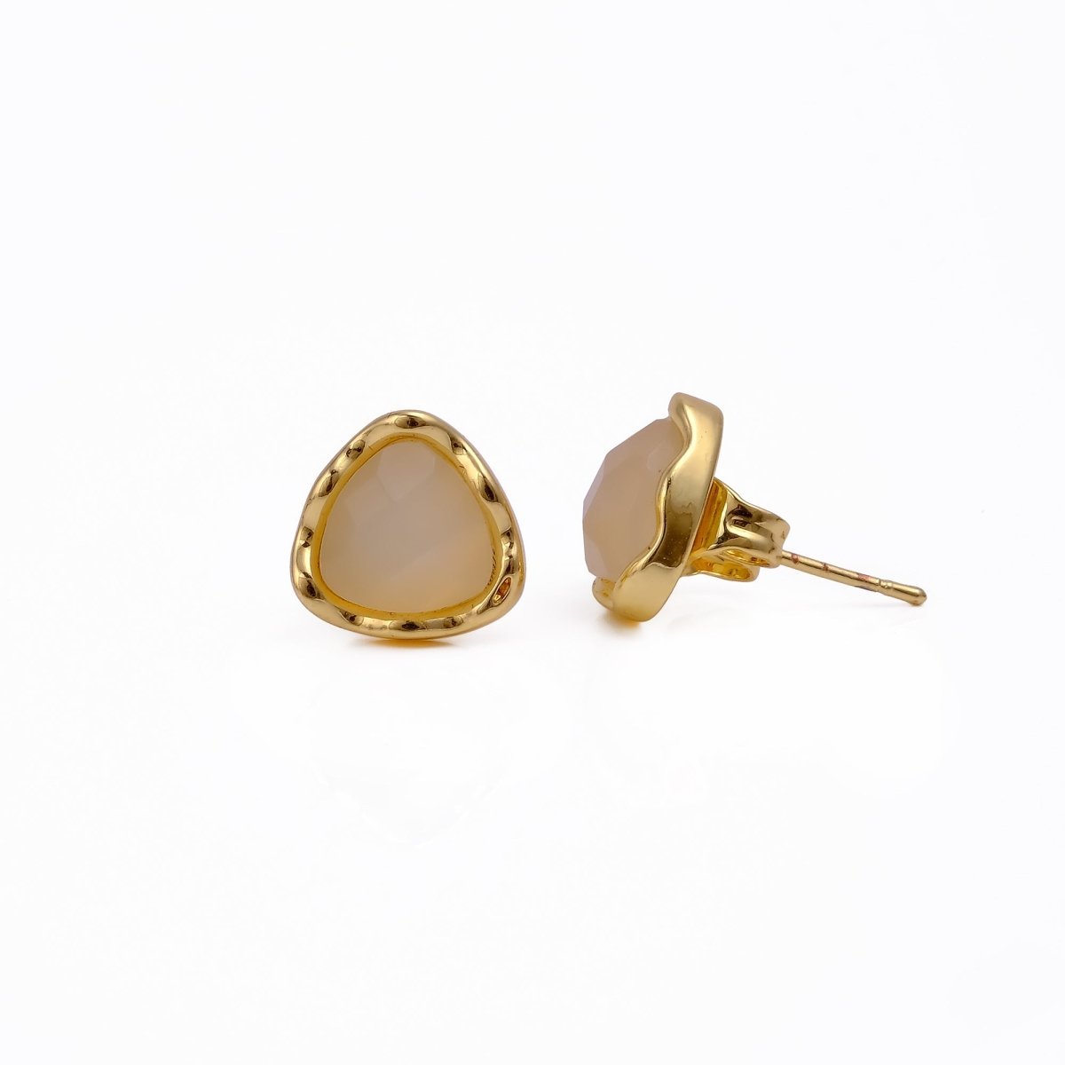 Natural Sodalite Faceted Trillion Gemstone, Gold Plated Stud Earrings CE-1015