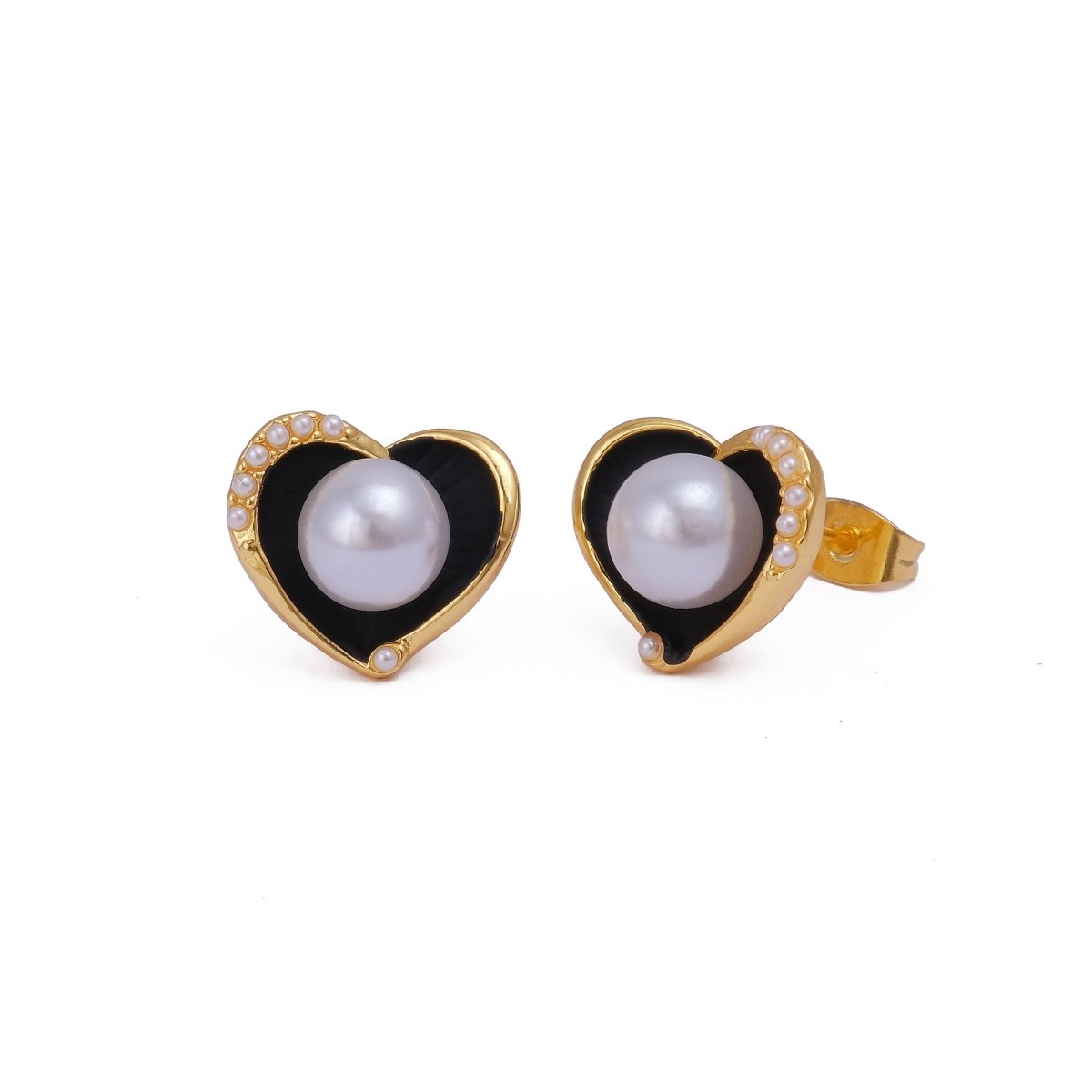 Pearl Heart Stud with Black Enamel Gold Plated Earring Black