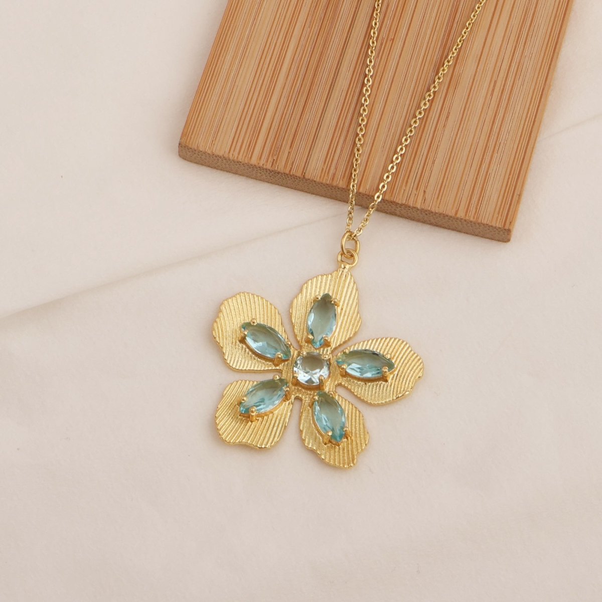 Pink Fuchsia Gemstone Flower Pendant Necklace in Gold-Plated Brass Jewelry 5390
