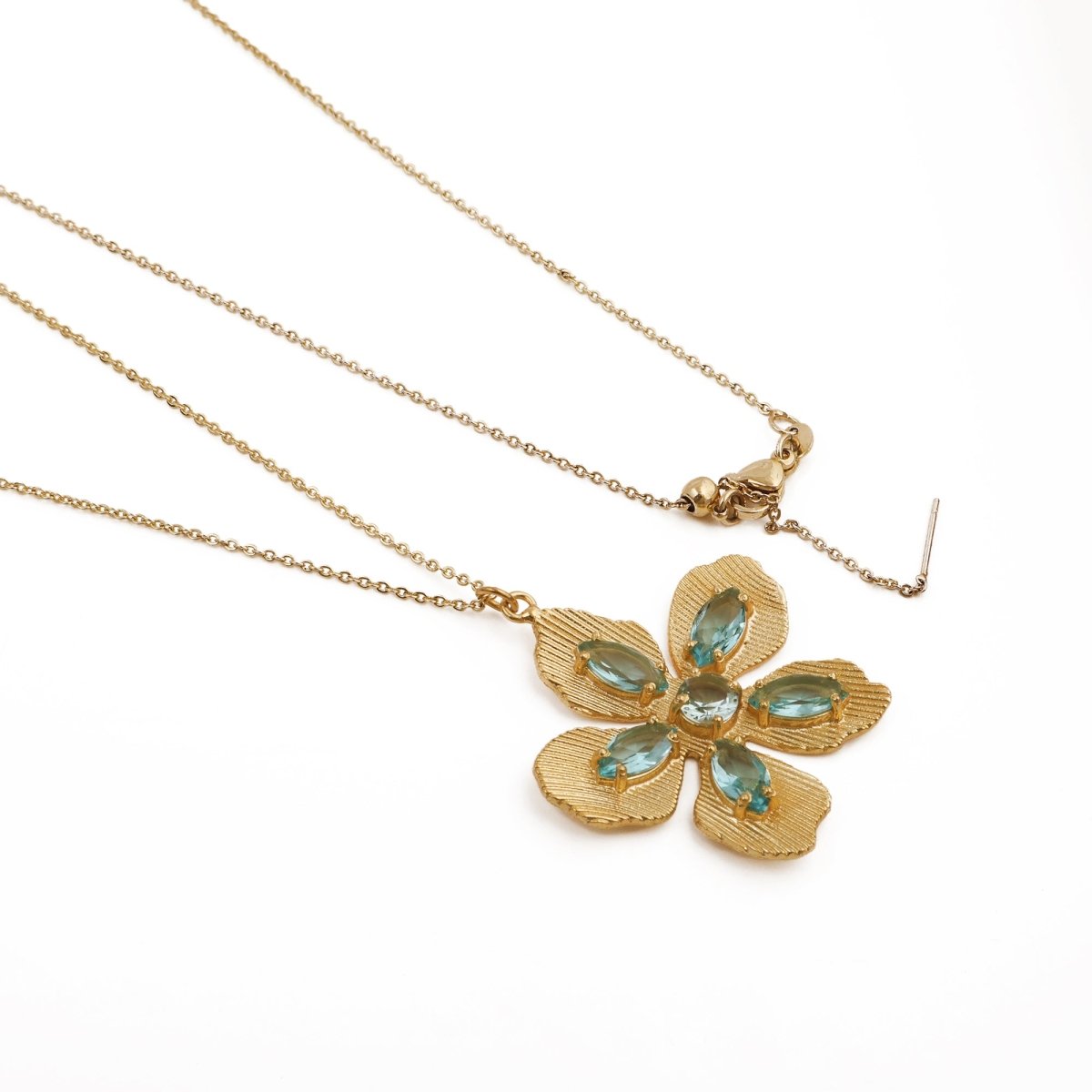 Pink Fuchsia Gemstone Flower Pendant Necklace in Gold-Plated Brass Jewelry 5390