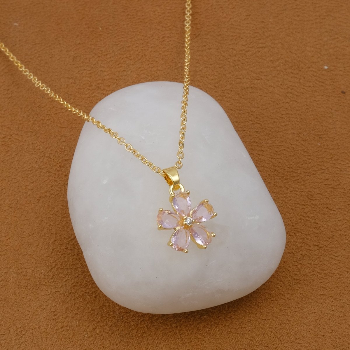 Pink Quartz Crystal Charms Necklace Gold Plated Floral Pendant Necklace Jewelry