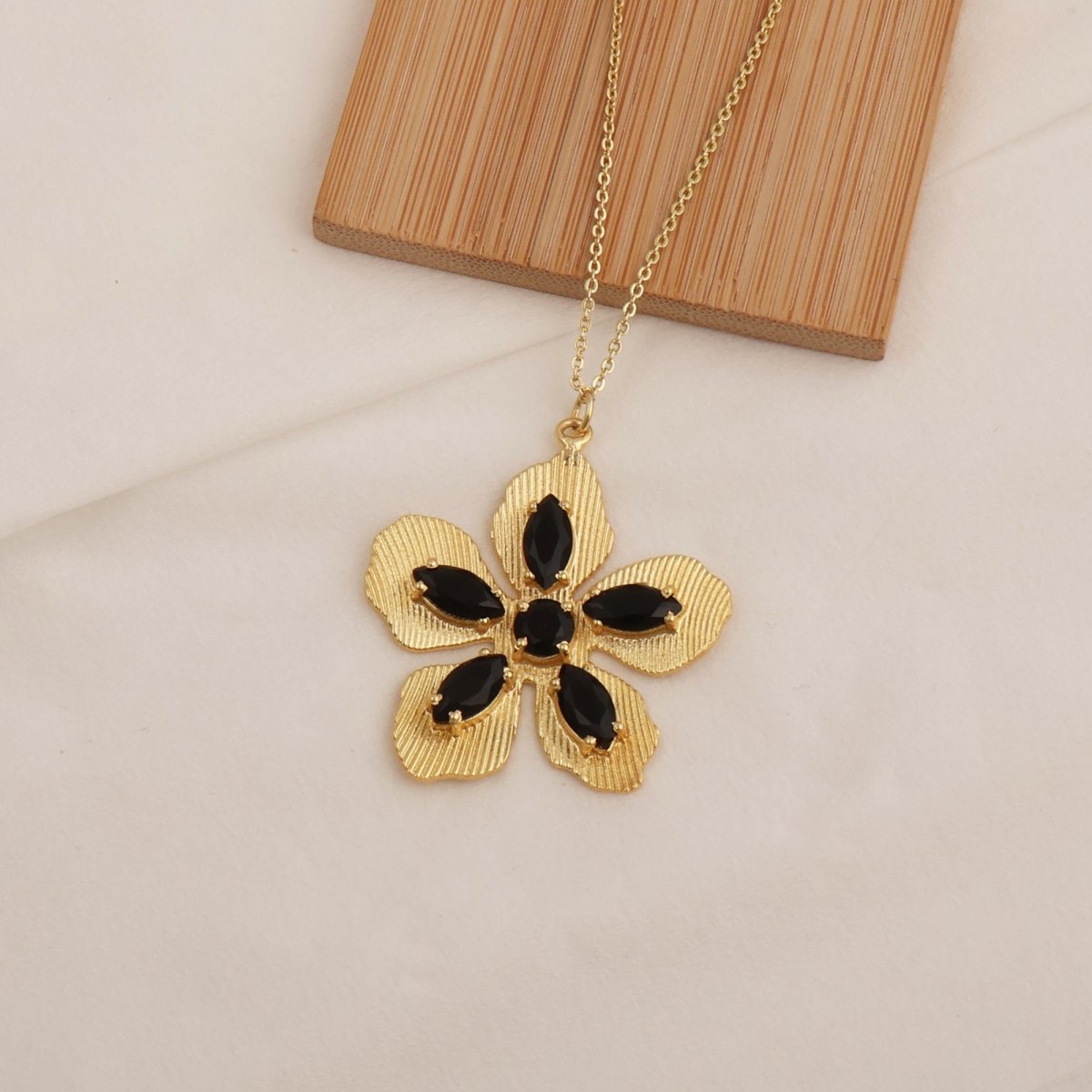 Red Garnet Gemstone Flower Pendant Necklace, Textured Gold Plated Jewelry 5390
