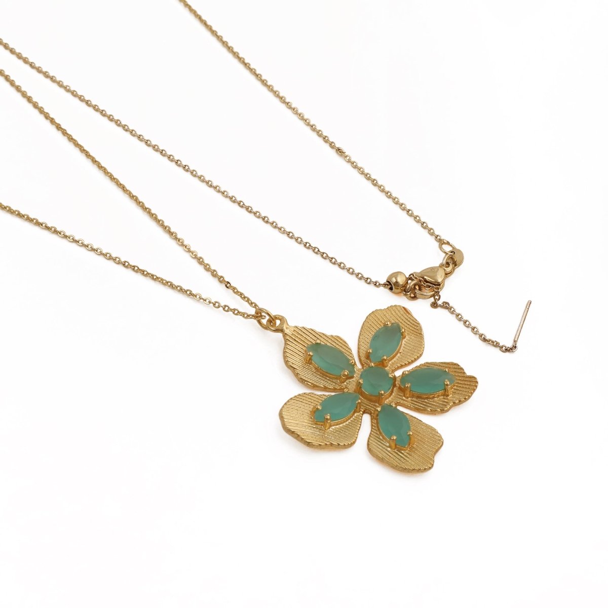 Red Garnet Gemstone Flower Pendant Necklace, Textured Gold Plated Jewelry 5390