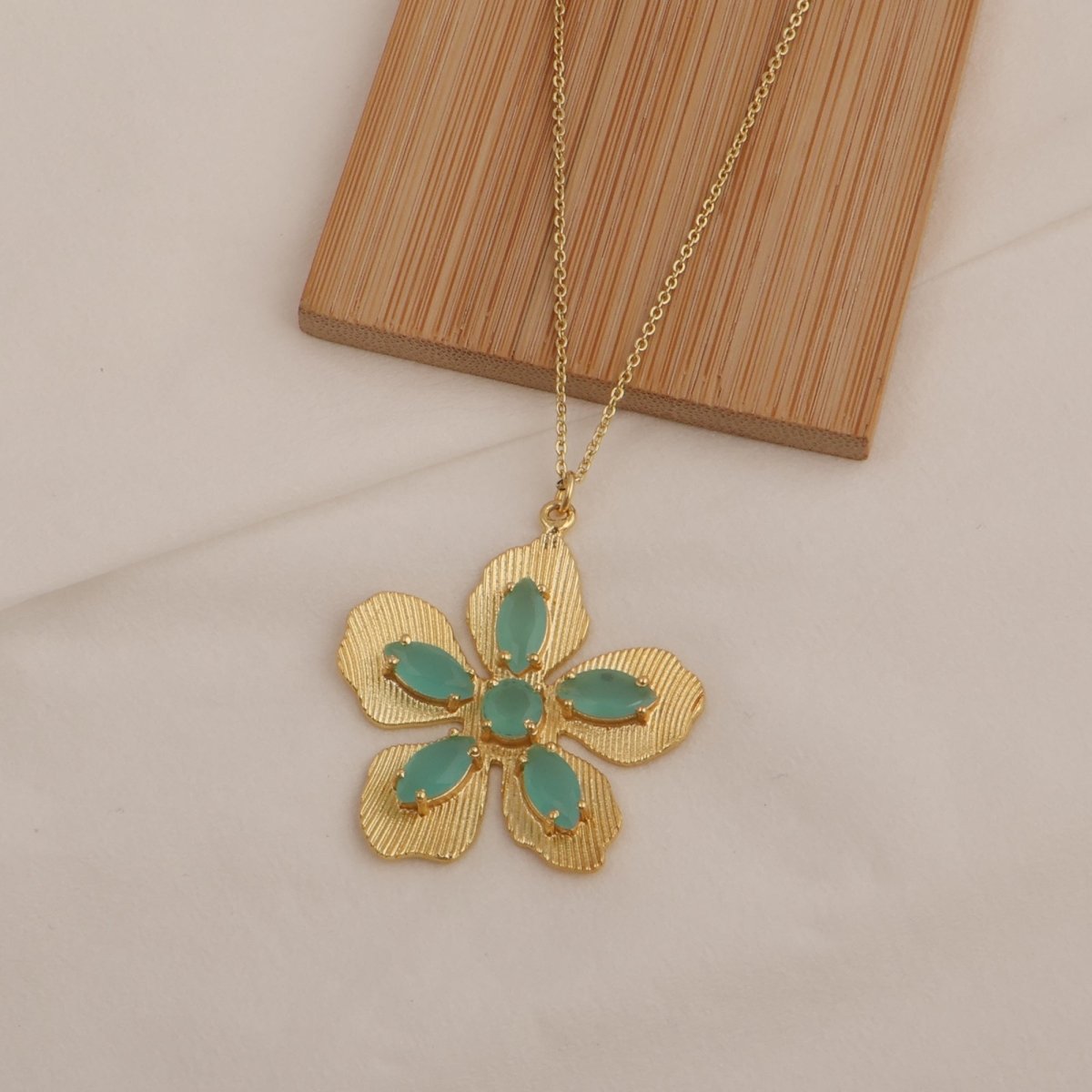 Red Garnet Gemstone Flower Pendant Necklace, Textured Gold Plated Jewelry 5390